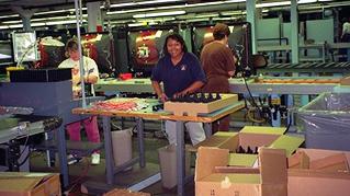 Bucket brigade assembly line for subcomponents